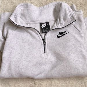 Nike pullover